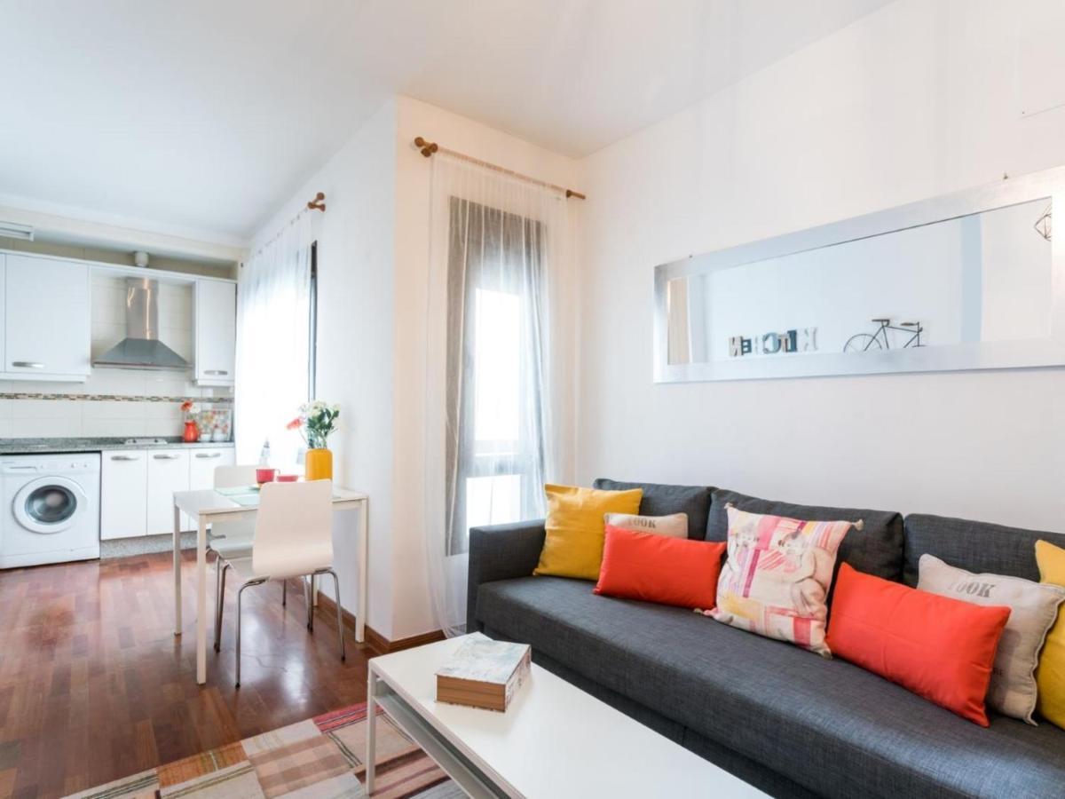Апартаменты Holi-Rent Santa Marina Севилья Экстерьер фото